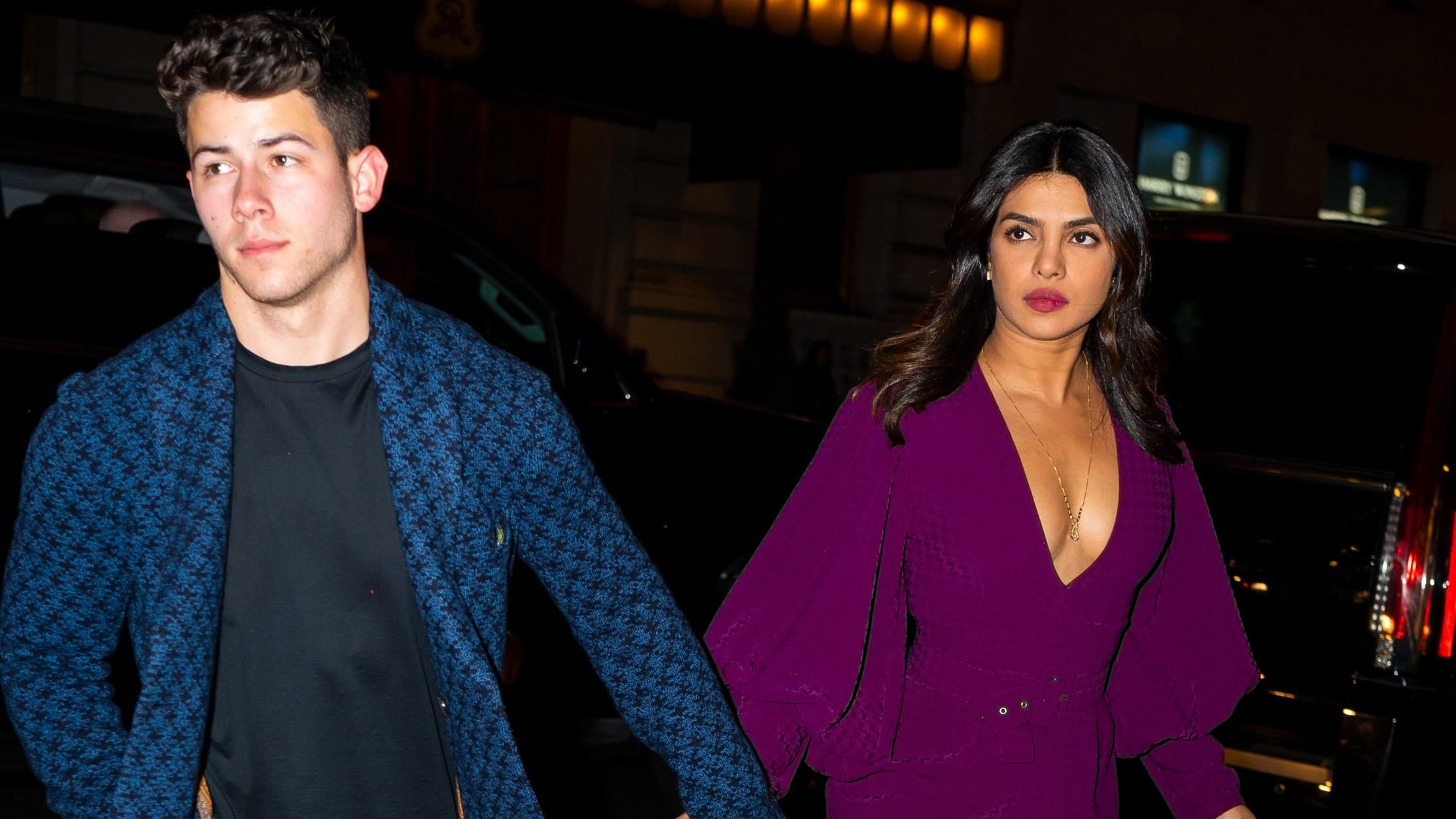 Приянка Чопра выбирает платье пурпурного цвета на свидание с мужем: эффектные фото Приянка Чопра выбирает платье пурпурного цвета на свидание с мужем: эффектные фото