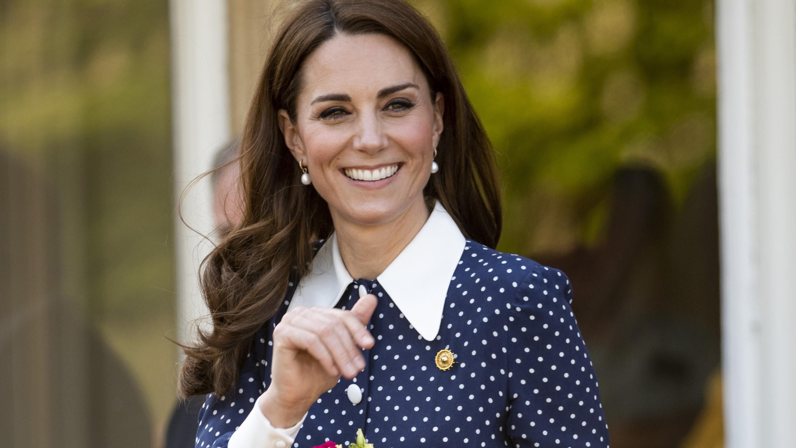 Кейт Міддлтон зачаровує оновленим стилем: герцогиня несподівано засвітила ноги у трендовій сукні Кейт Міддлтон зачаровує оновленим стилем: герцогиня несподівано засвітила ноги у трендовій сукні