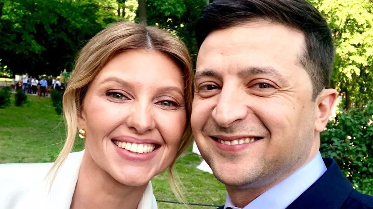 Елена Зеленская создала страницу в Instagram: какими снимками дебютировала первая леди Украины Елена Зеленская создала страницу в Instagram: какими снимками дебютировала первая леди Украины