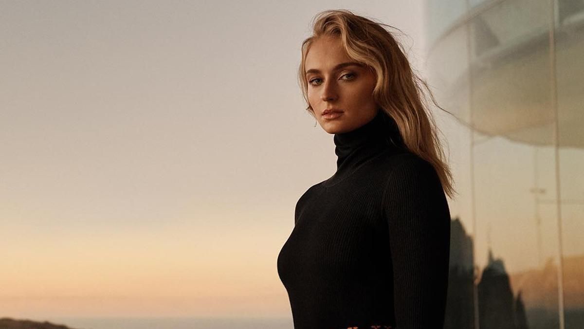 Диеты и страдания от анорексии: звезда "Игры престолов" Софи Тернер шокировала новым признанием Диеты и страдания от анорексии: звезда "Игры престолов" Софи Тернер шокировала новым признанием