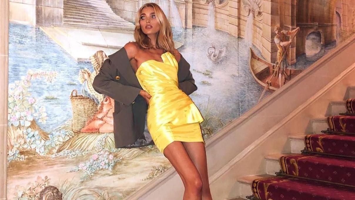 На звабливих контрастах: Ельза Госк засвітила засмаглі ноги у яскравій міні-сукні На звабливих контрастах: Ельза Госк засвітила засмаглі ноги у яскравій міні-сукні