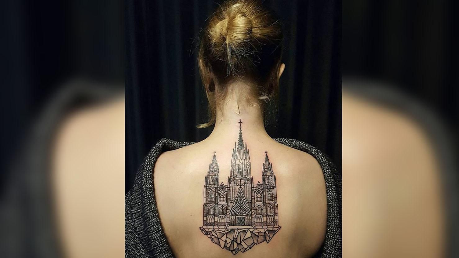 Любимые города, которые всегда с тобой: потрясающие урбанистические тату Любимые города, которые всегда с тобой: потрясающие урбанистические тату