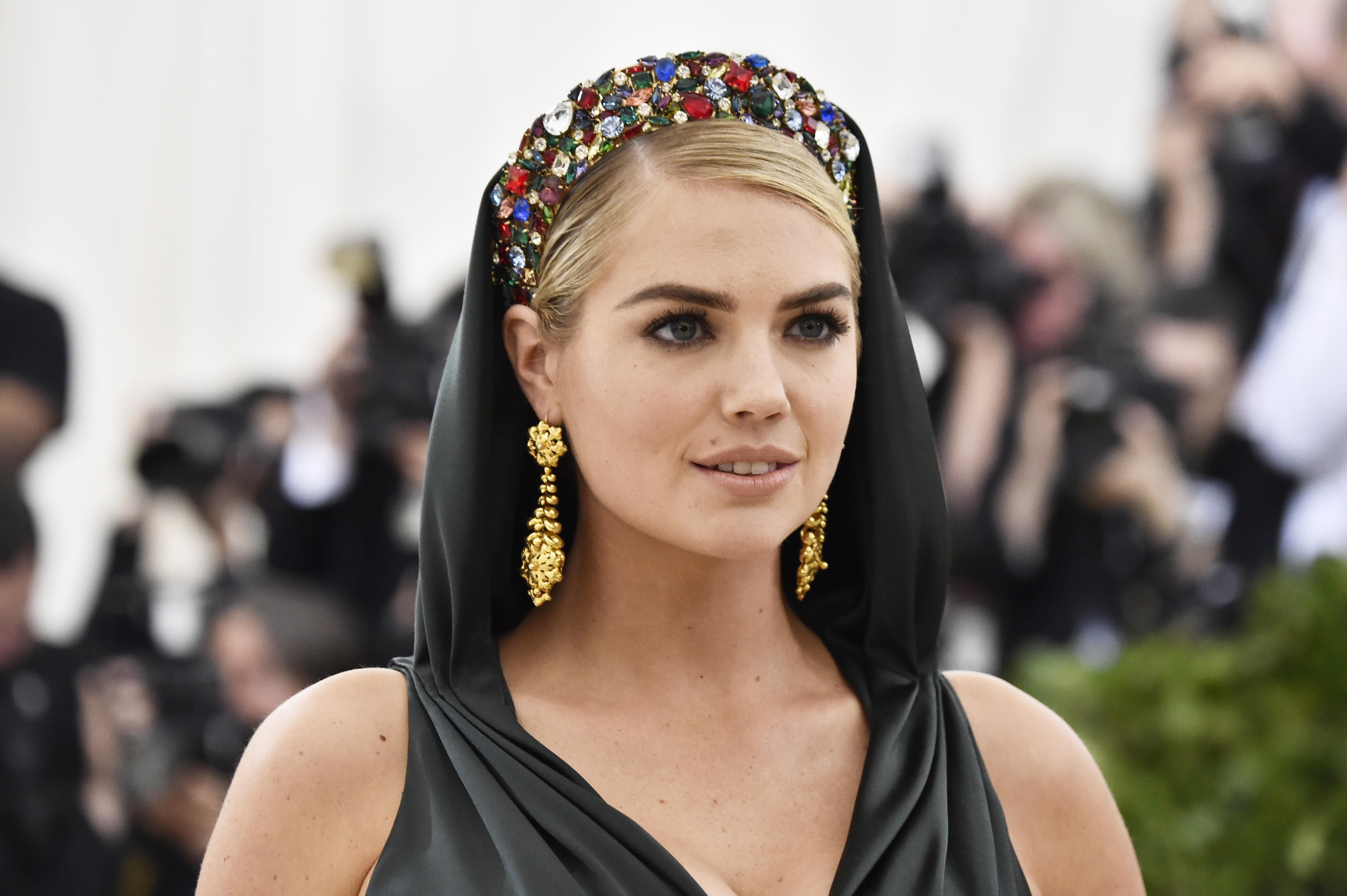 День народження Кейт Аптон: найефектніші виходи гарячої білявки День народження Кейт Аптон: найефектніші виходи гарячої білявки