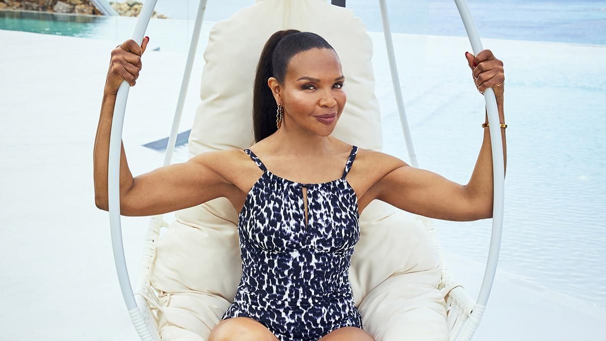 67-летняя мама Наоми Кэмпбелл снялась для рекламы купальников: соблазнительные фото 67-летняя мама Наоми Кэмпбелл снялась для рекламы купальников: соблазнительные фото