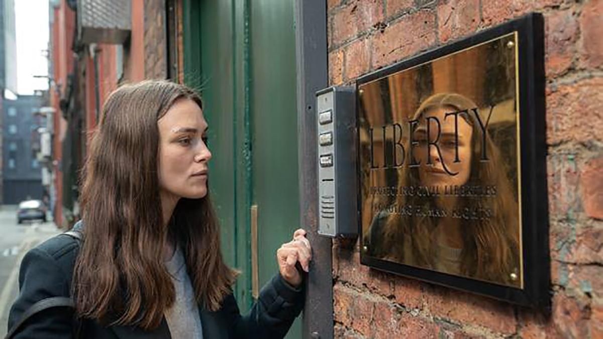 В Україні відбулась прем'єра фільму "Держтаємниця" з Кірою Найтлі: сюжет і трейлер В Україні відбулась прем'єра фільму "Держтаємниця" з Кірою Найтлі: сюжет і трейлер