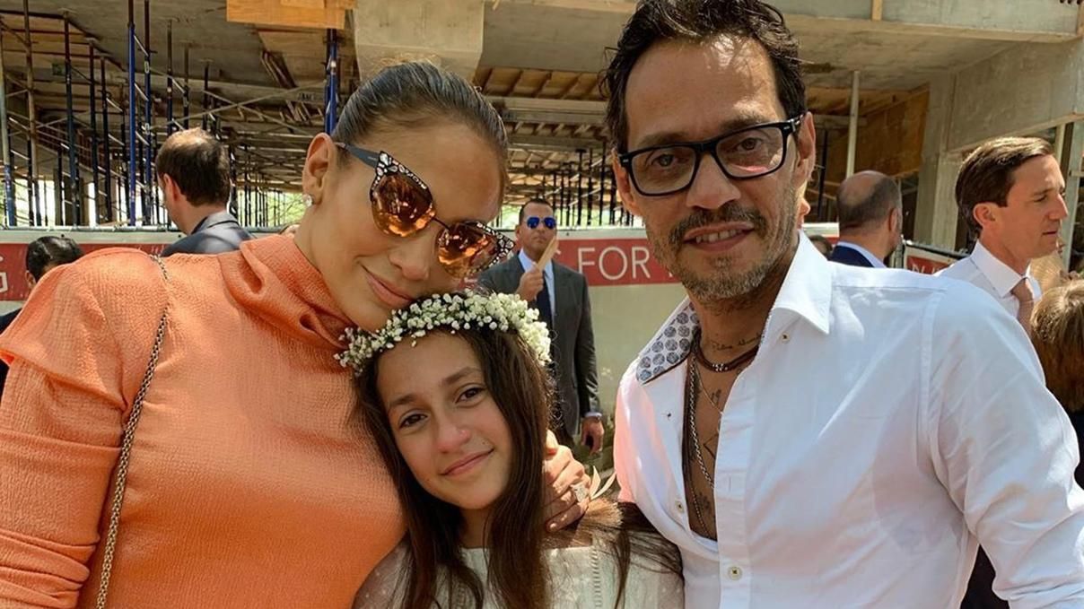 Дженніфер Лопес зворушливо привітала колишнього чоловіка з Днем батька: фото та відео Дженніфер Лопес зворушливо привітала колишнього чоловіка з Днем батька: фото та відео