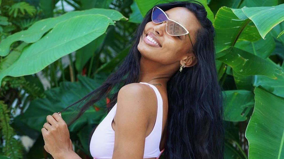 Красавица с восточной внешностью Жасмин Тукс засветила сексуальную фигуру: соблазнительные фото