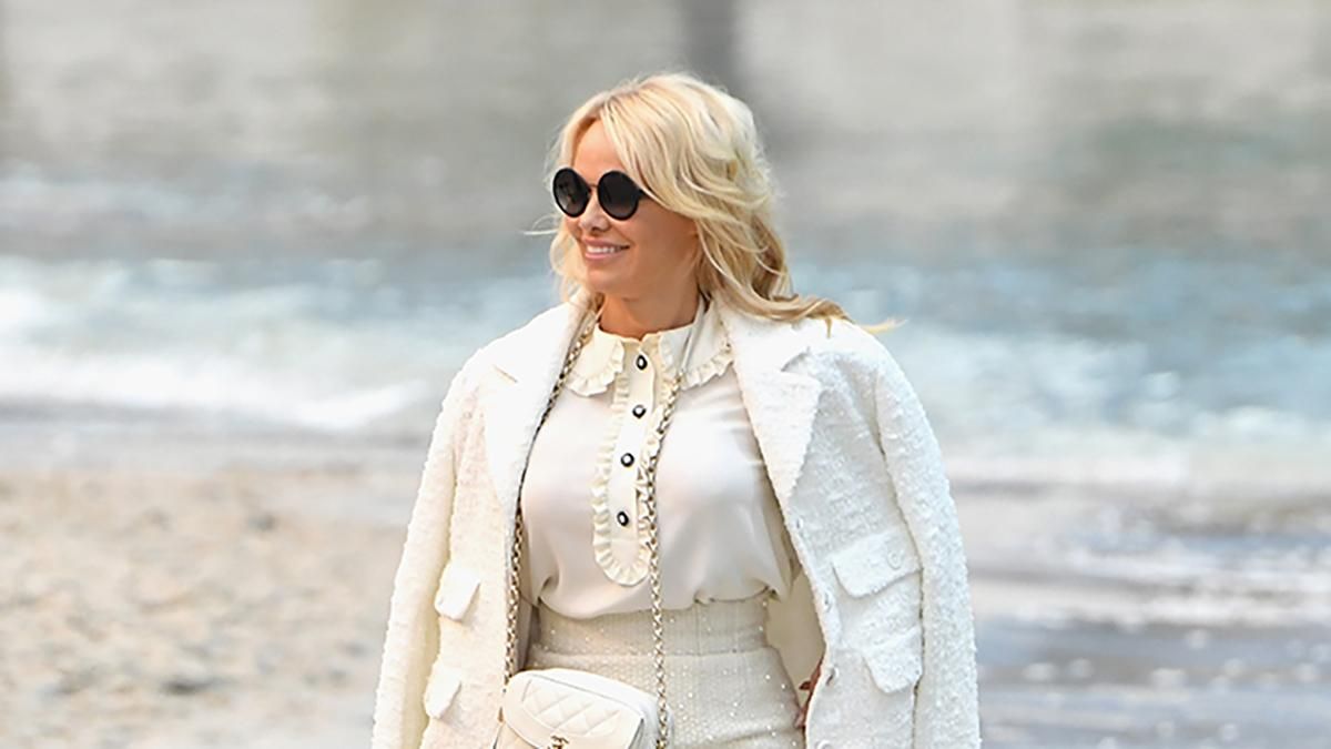 Памела Андерсон оригінально відповіла на заяву екс-коханого: фото Памела Андерсон оригінально відповіла на заяву екс-коханого: фото