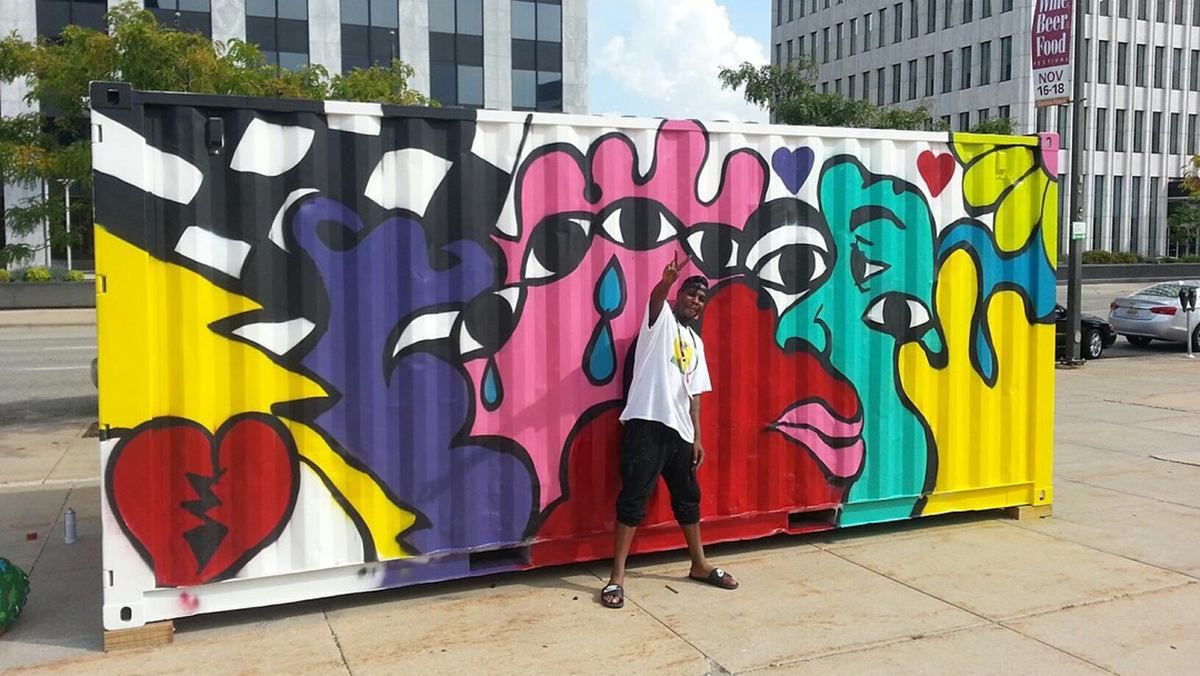 Местная власть наняла художника по граффити – и задержала его из-за окрашенных стен Местная власть наняла художника по граффити – и задержала его из-за окрашенных стен