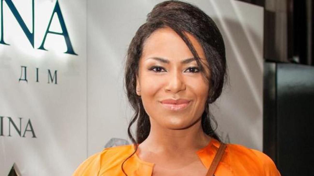 Гайтана поделилась редким семейным фото с мужем Гайтана поделилась редким семейным фото с мужем