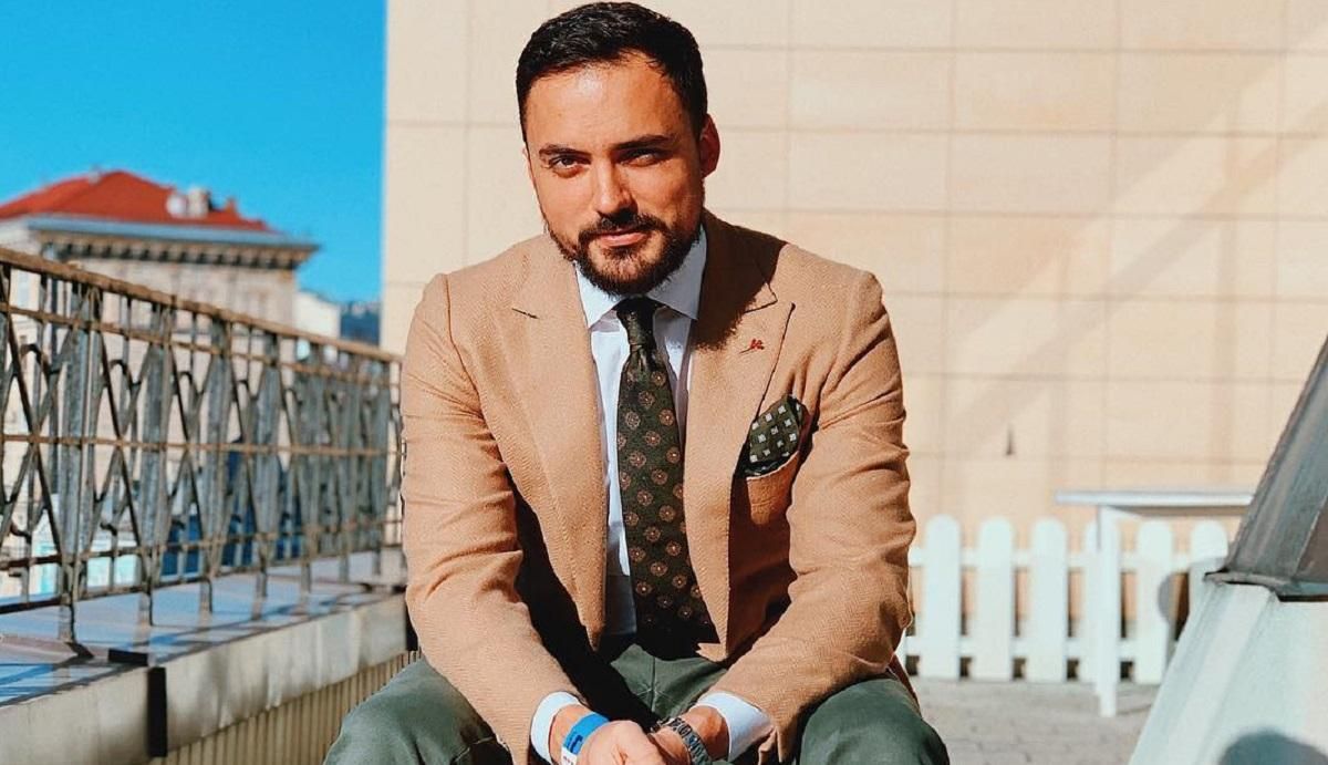 В каждый дом – по импланту: Эдгар Каминский пошутил, что идет на выборы В каждый дом – по импланту: Эдгар Каминский пошутил, что идет на выборы