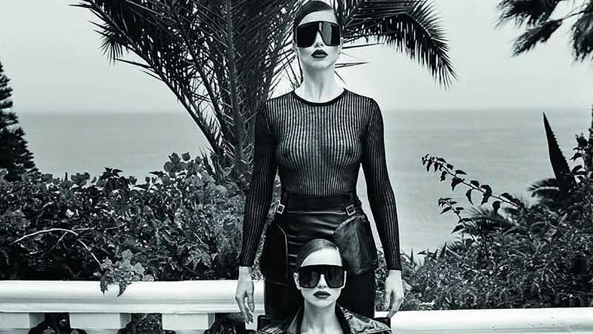 Модели Лима и Шейк снялись в очень горячей фотосессии: прозрачные наряды, белье и соблазнительны