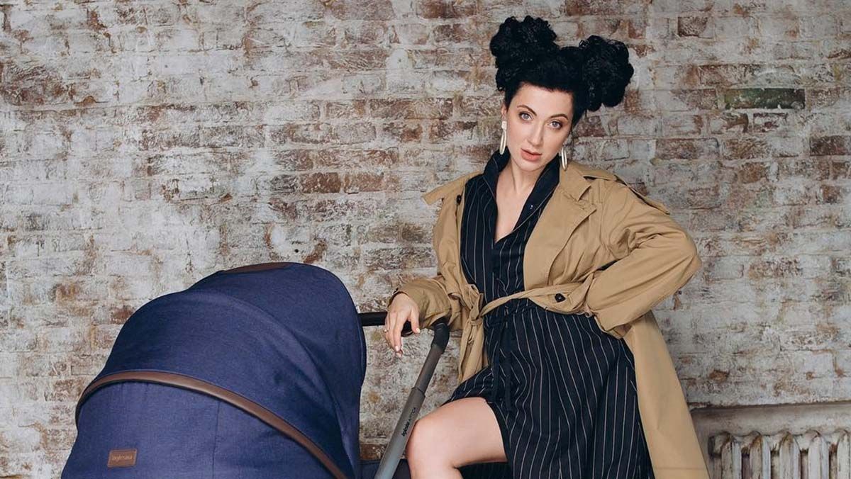 Жена Сергея Бабкина вышла на сцену через месяц после родов Жена Сергея Бабкина вышла на сцену через месяц после родов