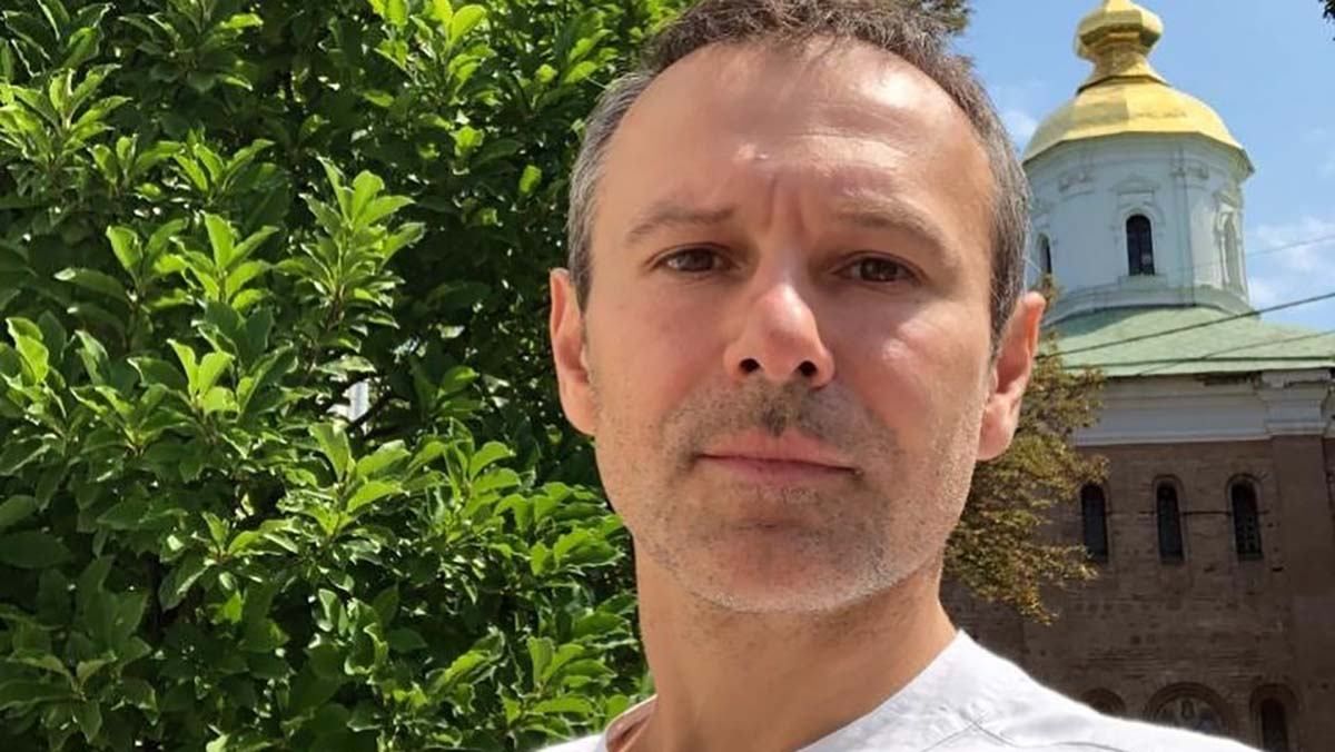 Святослав Вакарчук зізнався, що буде з гуртом "Океан Ельзи" після виборів Святослав Вакарчук зізнався, що буде з гуртом "Океан Ельзи" після виборів