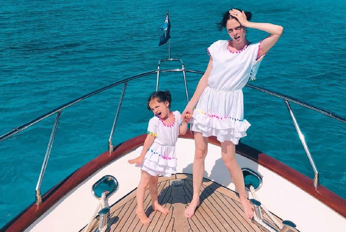 Коко Роша с 4-летней дочерью примеряли одинаковые купальники: трогательное фото