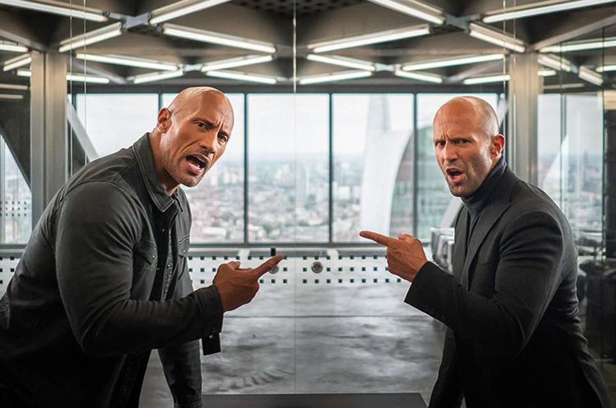"Форсаж: Гоббс та Шоу": як Двейн Джонсон і Джейсон Стейтем стосунки з'ясовували "Форсаж: Гоббс та Шоу": як Двейн Джонсон і Джейсон Стейтем стосунки з'ясовували