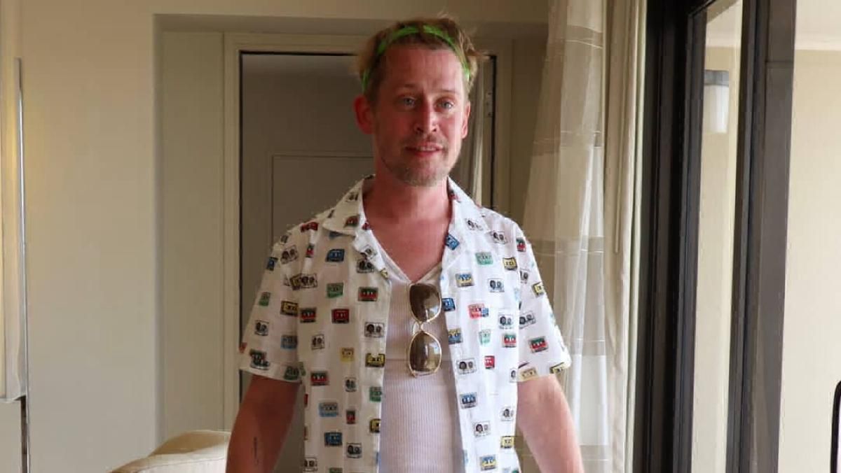 С пивным животом и макаронами в руках: Маколей Калкин забавно отреагировал на запуск "Один дома" С пивным животом и макаронами в руках: Маколей Калкин забавно отреагировал на запуск "Один дома"