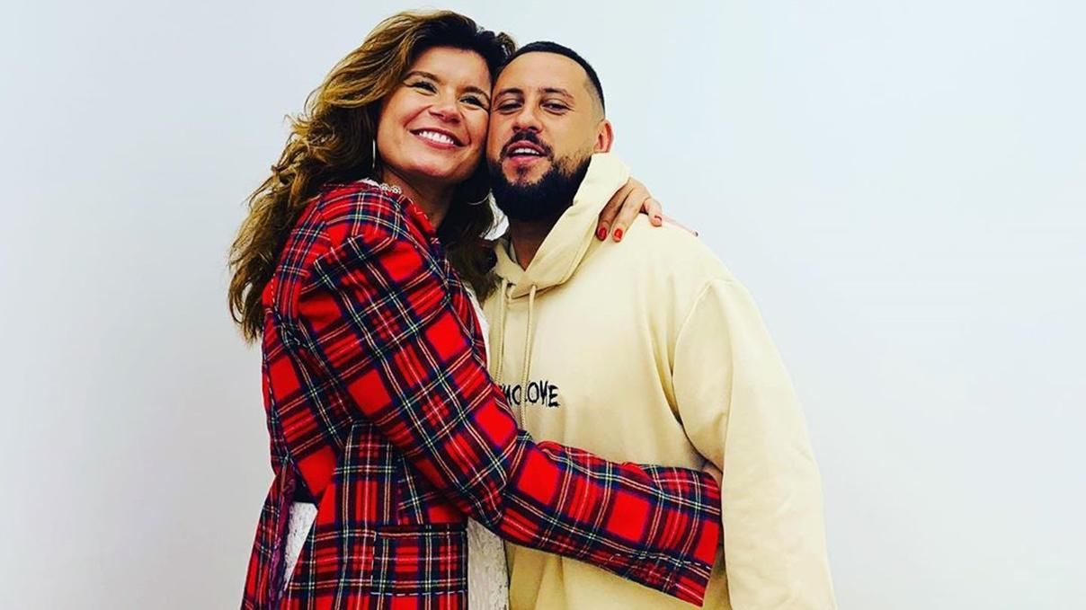 Монатік присвятив дружині чуттєвий вірш і показав рідкісні сімейні фото Монатік присвятив дружині чуттєвий вірш і показав рідкісні сімейні фото