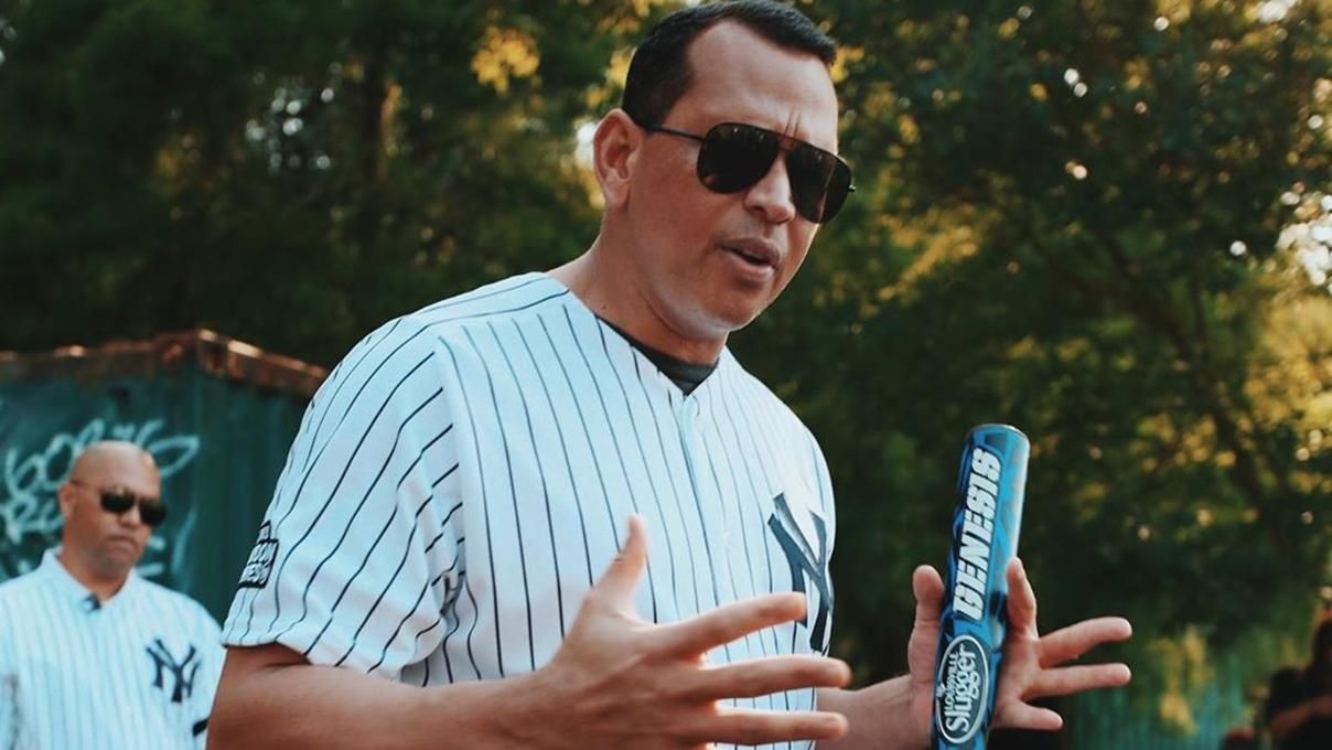 Нареченого Дженніфер Лопес Алекса Родрігеса пограбували, поки він вечеряв у ресторані: деталі Нареченого Дженніфер Лопес Алекса Родрігеса пограбували, поки він вечеряв у ресторані: деталі