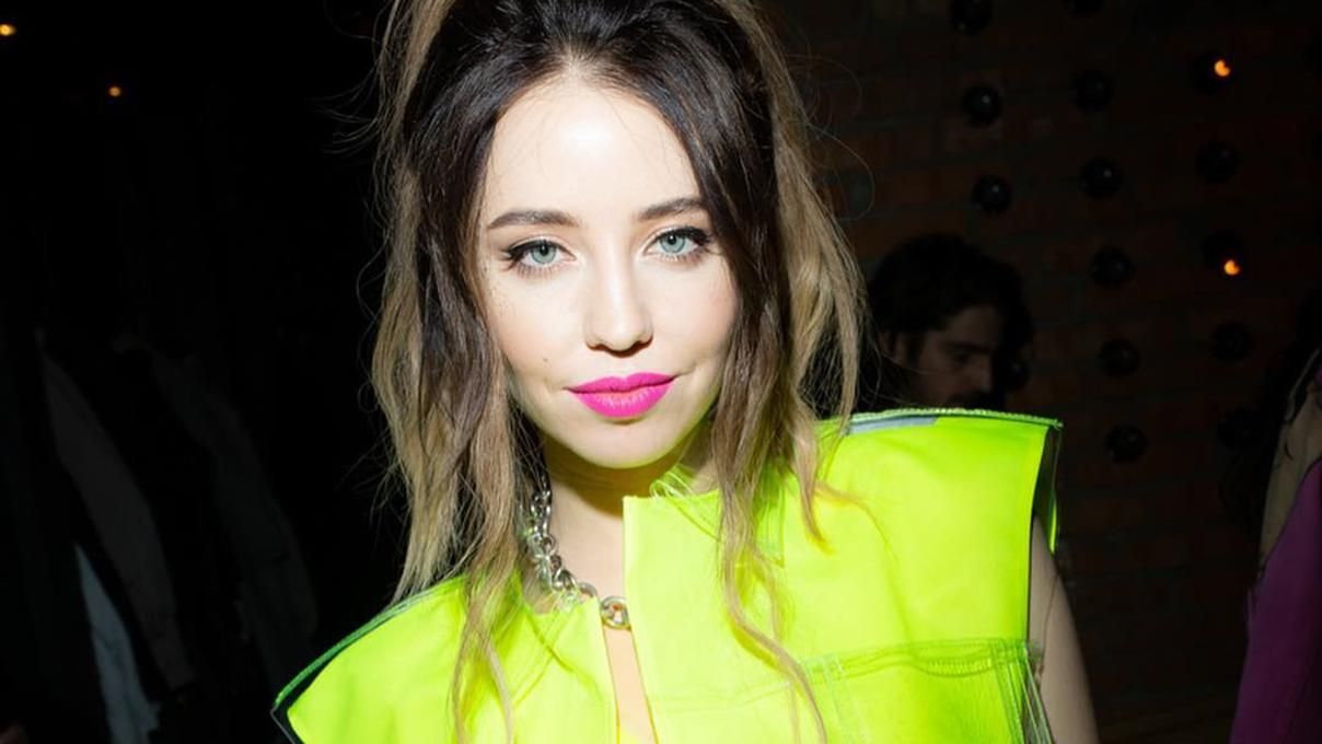 Надя Дорофеева пожаловалась на третью кражу багажа в аэропорту Надя Дорофеева пожаловалась на третью кражу багажа в аэропорту