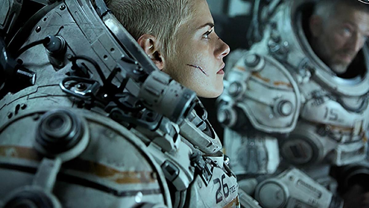 Кристен Стюарт и Венсан Кассель снялись в триллере "Под водой": жуткий трейлер Кристен Стюарт и Венсан Кассель снялись в триллере "Под водой": жуткий трейлер