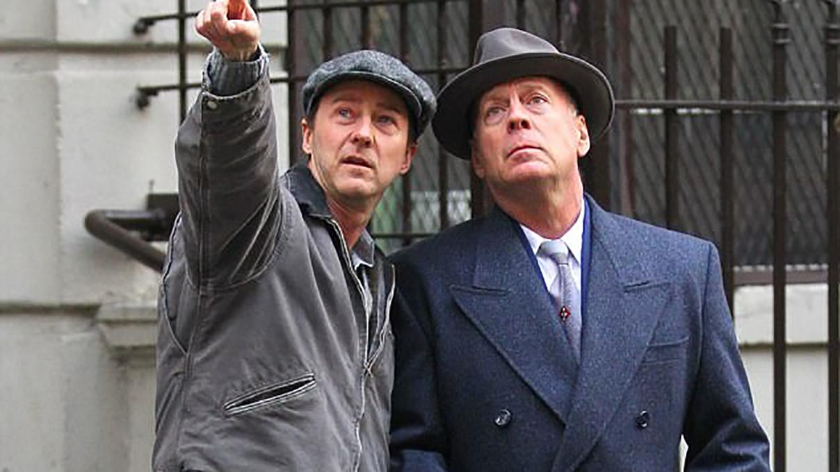 Брюс Уиллис спасает детей из приюта в первом трейлере фильма "Сиротский Бруклин": видео