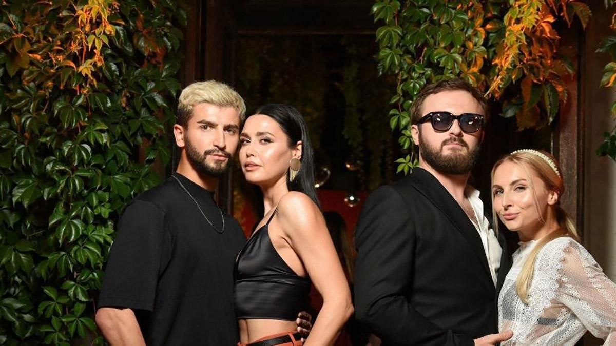 Епатаж від MARUV та гумор Дзідзьо: фото з першого ефіру "Танці з зірками 2019" Епатаж від MARUV та гумор Дзідзьо: фото з першого ефіру "Танці з зірками 2019"