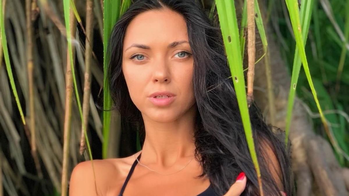 Солистка группы "НеАнгелы" показала идеальную фигуру в купальнике: фото 18+ Солистка группы "НеАнгелы" показала идеальную фигуру в купальнике: фото 18+