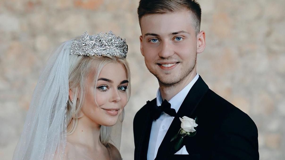 Аліна Гросу назвала суму, яку витратила на святкування весілля в Італії Аліна Гросу назвала суму, яку витратила на святкування весілля в Італії