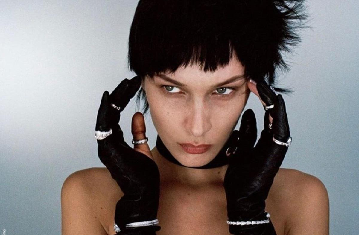 Сексапильная Белла Хадид поразила фанов пышными формами: фото 18+