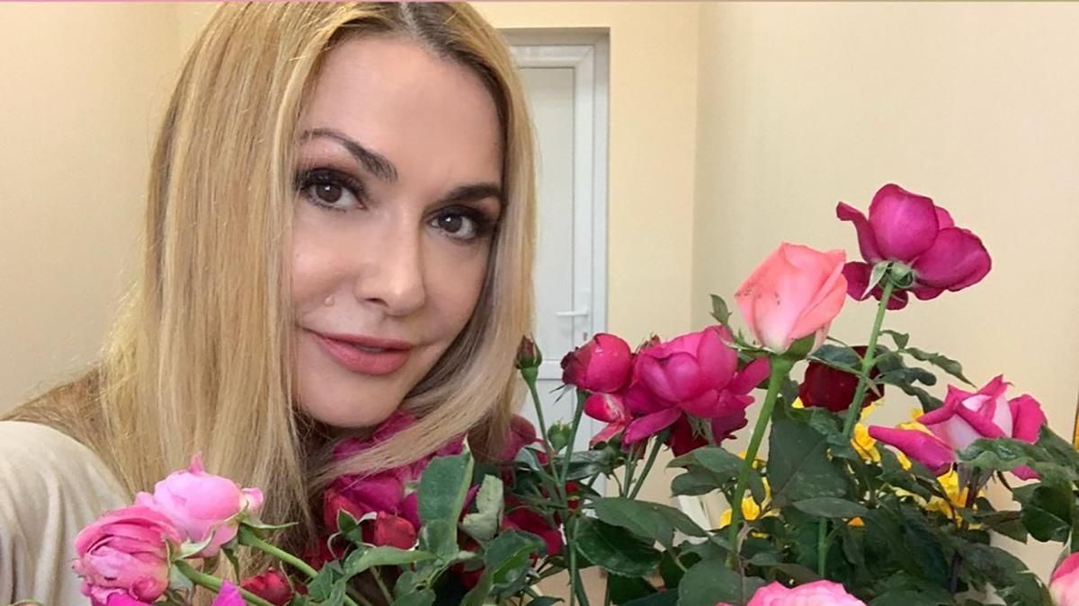 Ольга Сумська показала архівне фото в купальнику Ольга Сумська показала архівне фото в купальнику