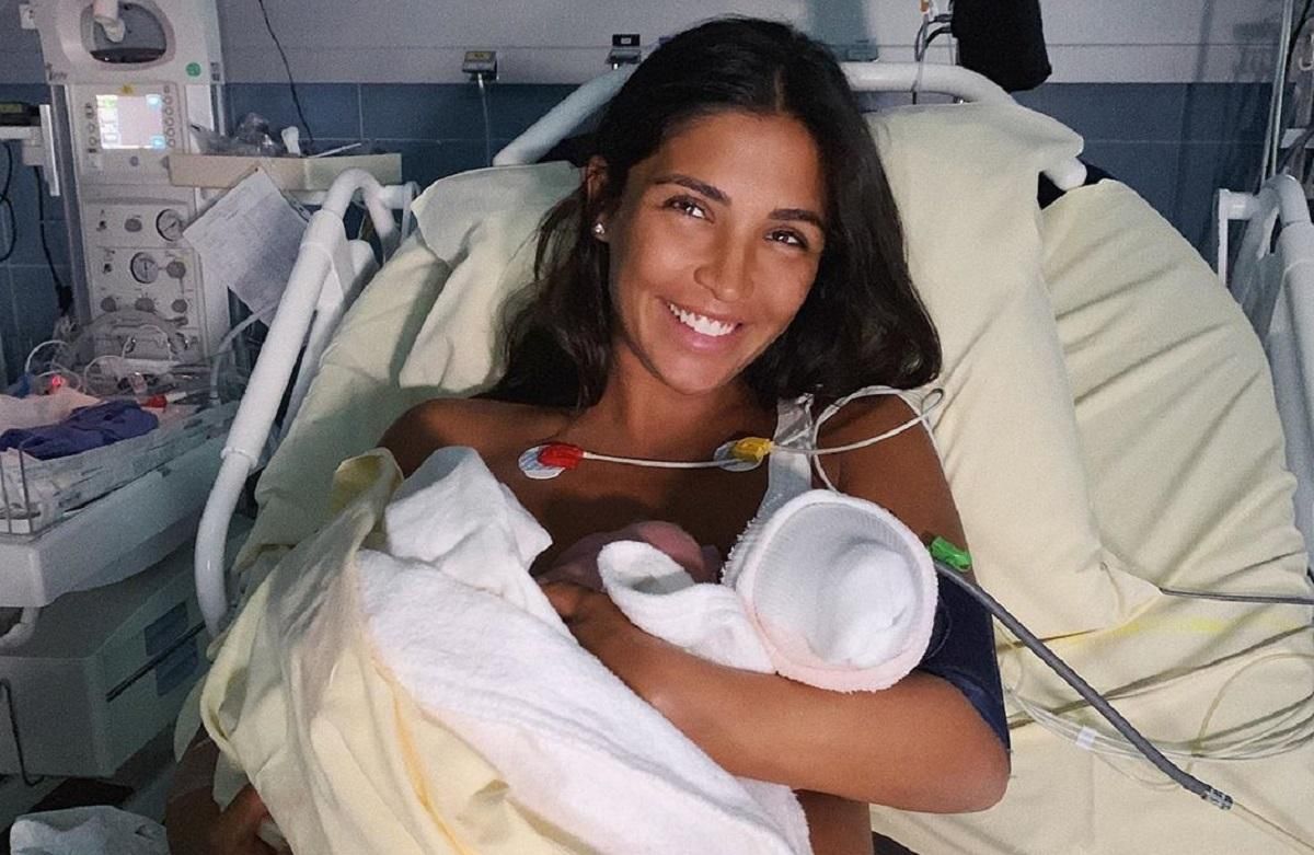 Родила девочку за 15 минут, – Санта Димопулос рассказала о родах в Монако Родила девочку за 15 минут, – Санта Димопулос рассказала о родах в Монако