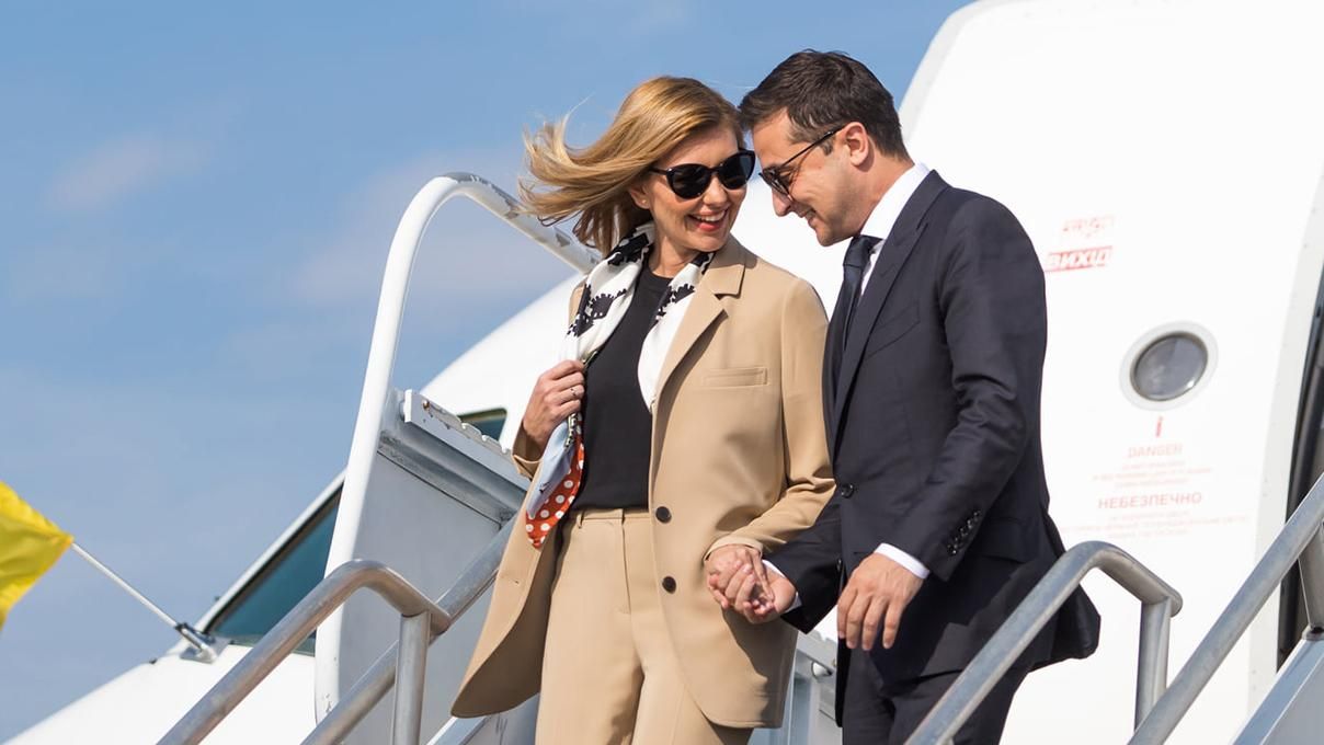 Яке вбрання обрала Олена Зеленська для візиту до США: фото першої леді Яке вбрання обрала Олена Зеленська для візиту до США: фото першої леді