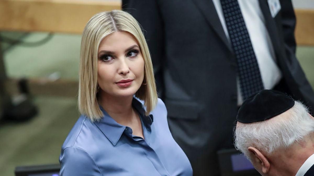 Іванка Трамп прийшла на засідання Генасамблеї ООН без білизни: фото Іванка Трамп прийшла на засідання Генасамблеї ООН без білизни: фото