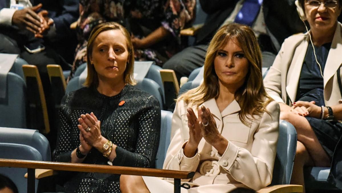 У вбранні за майже 3 тисячі доларів: Меланія Трамп відвідала засідання Генасамблеї ООН