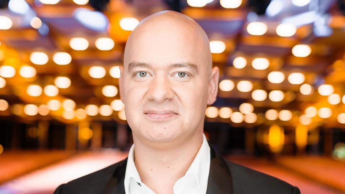 Учасник "Кварталу 95" з'явиться у прямому ефірі шоу "Танці з зірками 2019" Учасник "Кварталу 95" з'явиться у прямому ефірі шоу "Танці з зірками 2019"