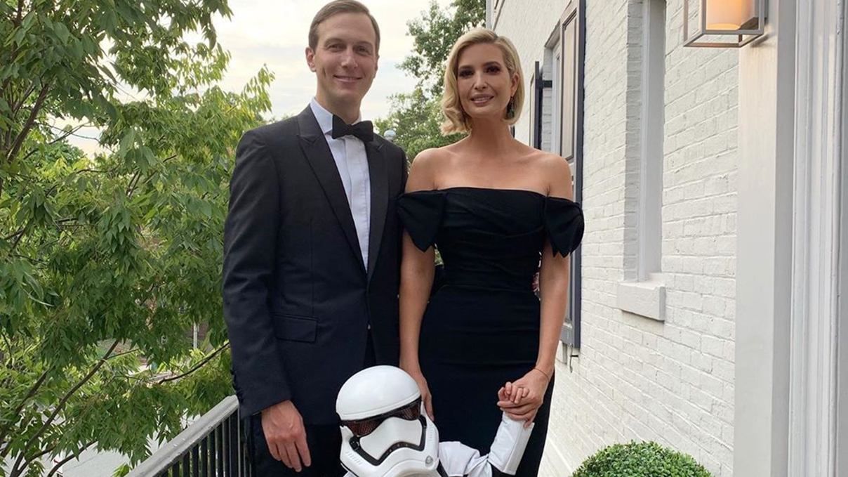 Иванка Трамп показала редкие семейные кадры: миловидные фото Иванка Трамп показала редкие семейные кадры: миловидные фото