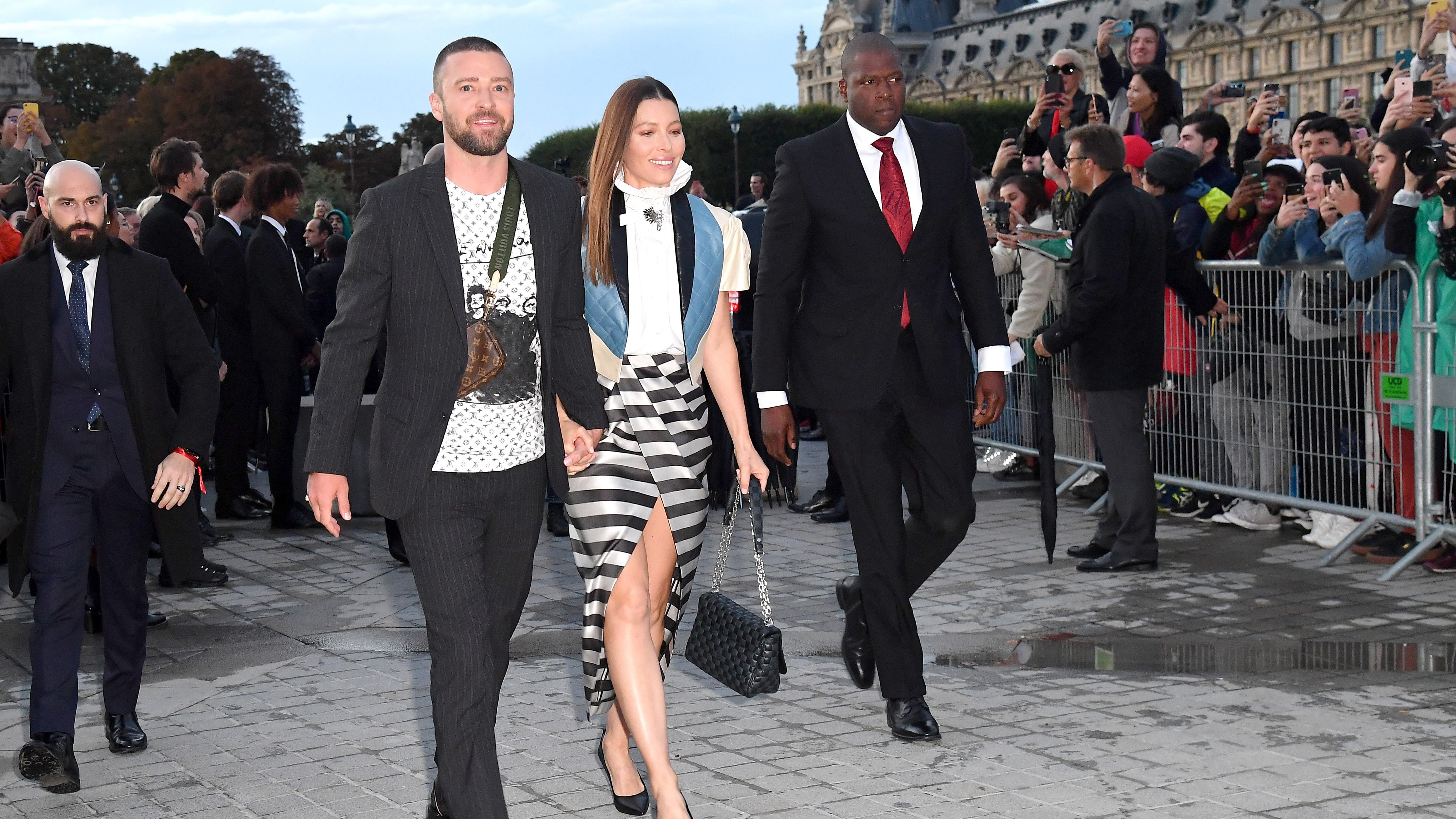 Очередной курьез: пранкер-украинец Седюк схватил за ногу Тимберлейка в Париже – видео Очередной курьез: пранкер-украинец Седюк схватил за ногу Тимберлейка в Париже – видео