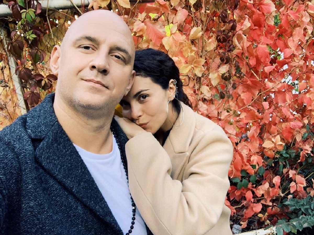 Как одеваться осенью: идеальный вариант от Насти Каменских и Потапа – фото Как одеваться осенью: идеальный вариант от Насти Каменских и Потапа – фото