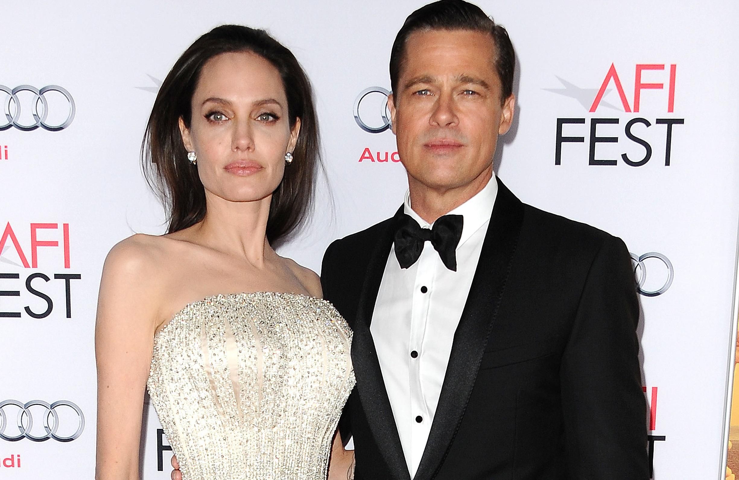 Анджелина Джоли заявила, что Брэд Питт заставил ее выйти замуж, – СМИ