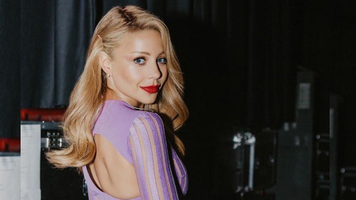 Тіна Кароль знялась у пікантній фотосесії перед шоу "Танці з зірками 2019" Тіна Кароль знялась у пікантній фотосесії перед шоу "Танці з зірками 2019"