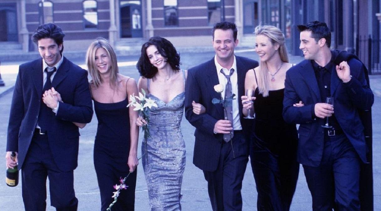 "Друзья" через 25 лет: актеры, сыгравшие Монику, Рейчел и Джои, показали совместное сефли