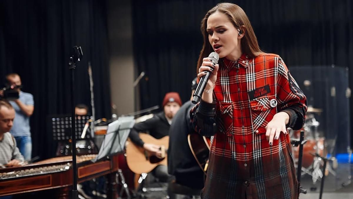 Юлія Саніна розповіла, які незвичайні прохання дає гурт The Hardkiss у своєму райдері Юлія Саніна розповіла, які незвичайні прохання дає гурт The Hardkiss у своєму райдері