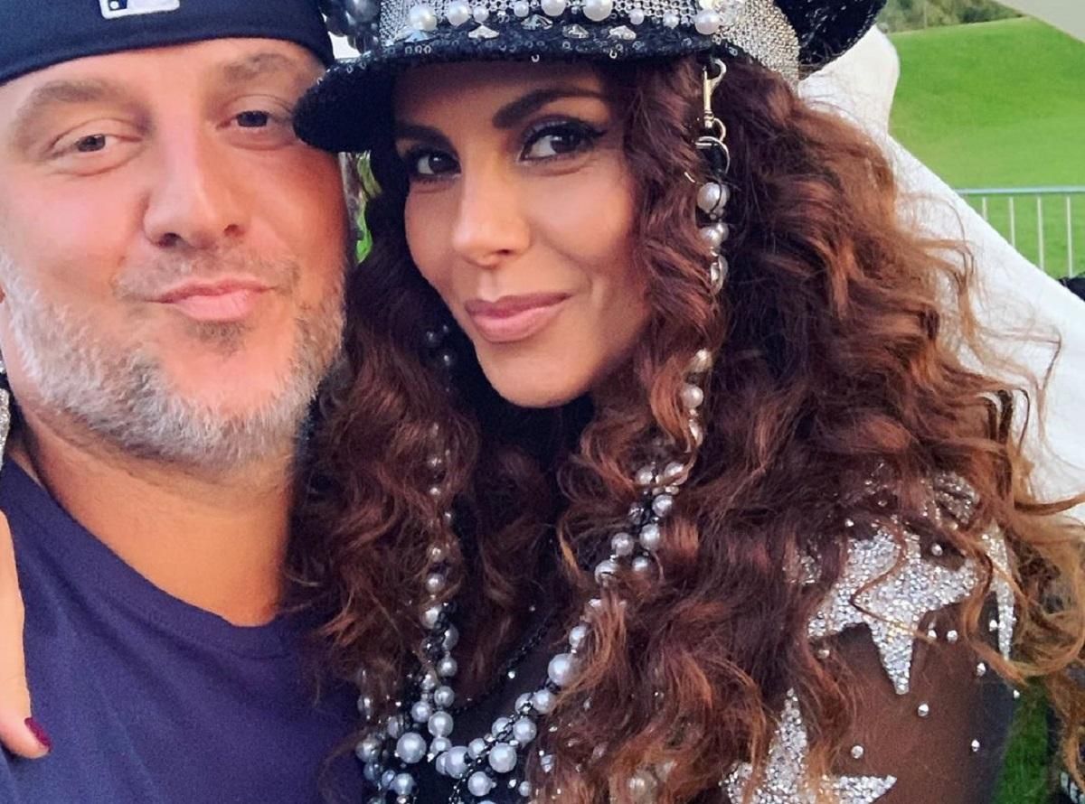 Жить с суперзвездой: Потап показал соблазнительную Настю Каменских на кухне– фото Жить с суперзвездой: Потап показал соблазнительную Настю Каменских на кухне– фото