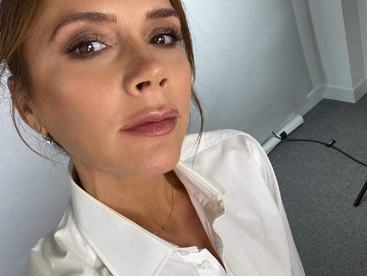 Виктория Бекхэм назвала продукт, который ест каждый день для улучшения состояния кожи