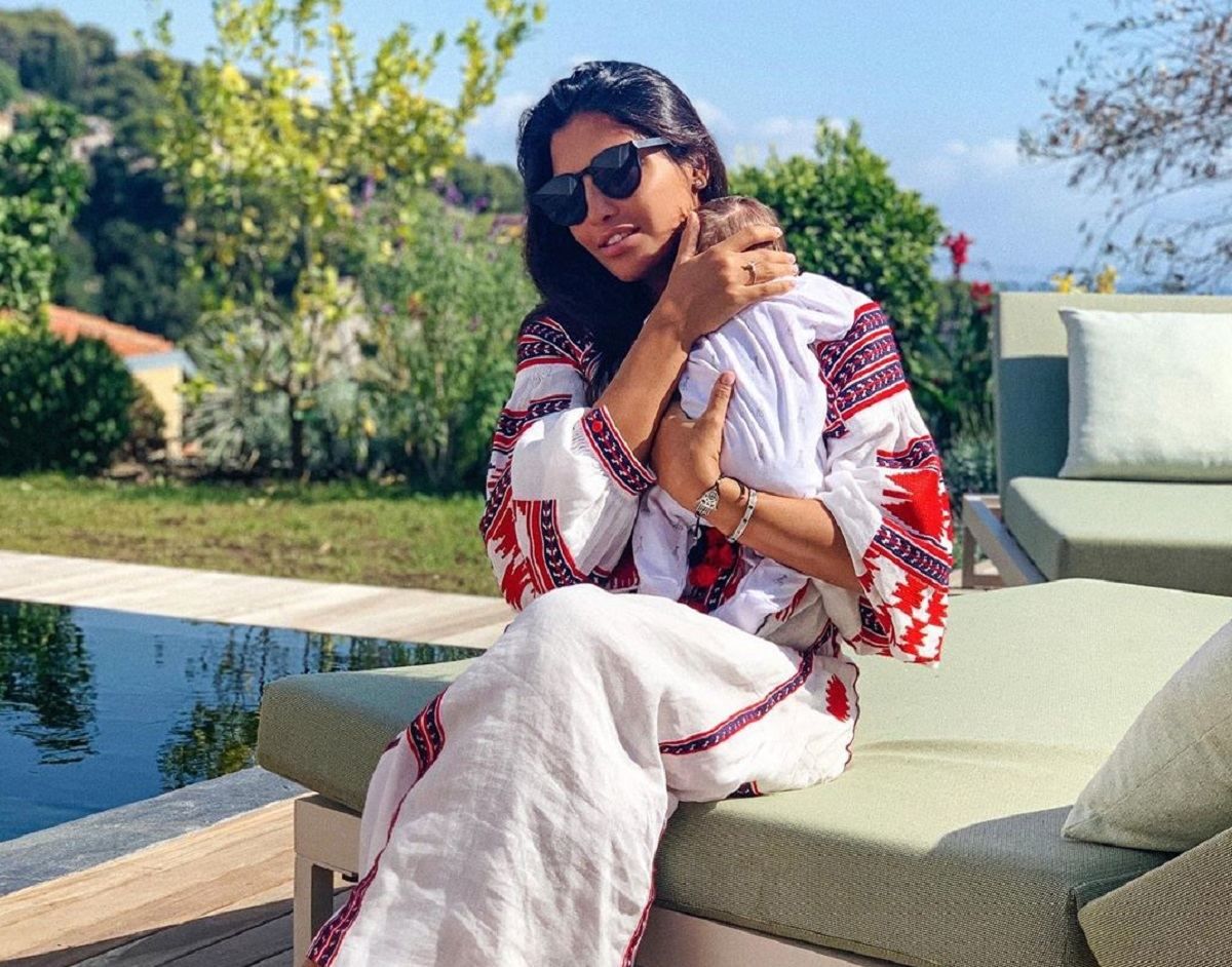 Санта Дімопулос показала підбірку корисних книг про виховання дітей Санта Дімопулос показала підбірку корисних книг про виховання дітей