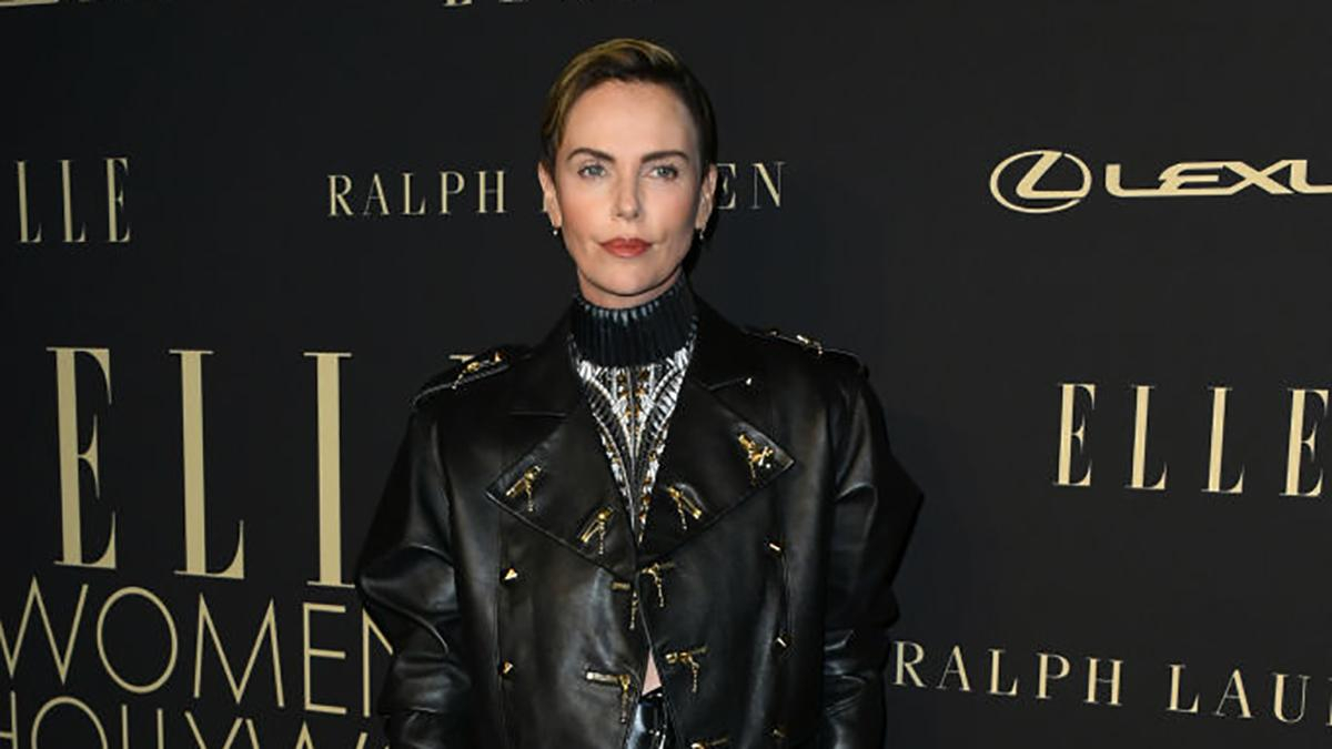 Шарлиз Терон в брутальном образе посетила светское событие: фото