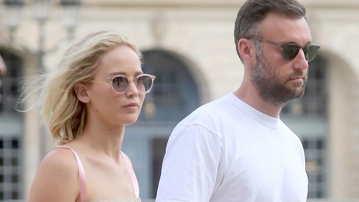 Голлівудська акторка Дженніфер Лоуренс влаштувала розкішне весілля з Куком Мароні Голлівудська акторка Дженніфер Лоуренс влаштувала розкішне весілля з Куком Мароні