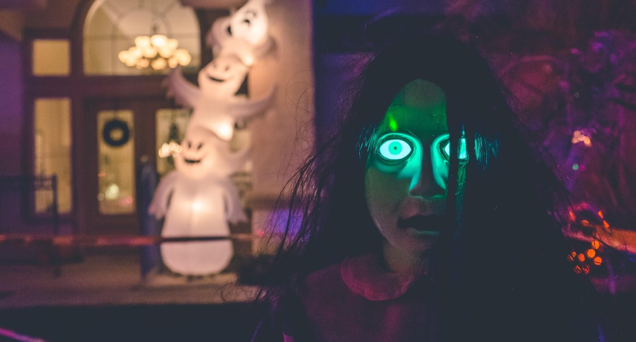 Макияж на Хэллоуин 2020 – легкий макияж в домашних условиях Макияж на Хэллоуин 2020 – легкий макияж в домашних условиях