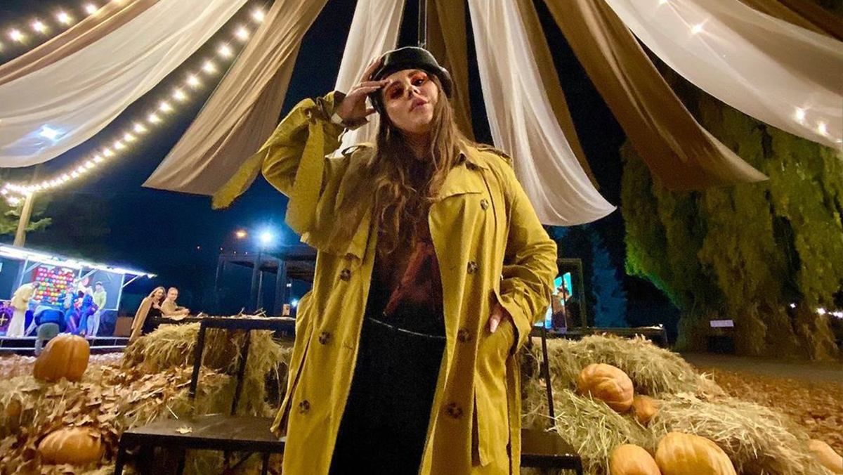 Вокалистка группы KAZKA призналась, что закрутила роман с иностранцем Вокалистка группы KAZKA призналась, что закрутила роман с иностранцем